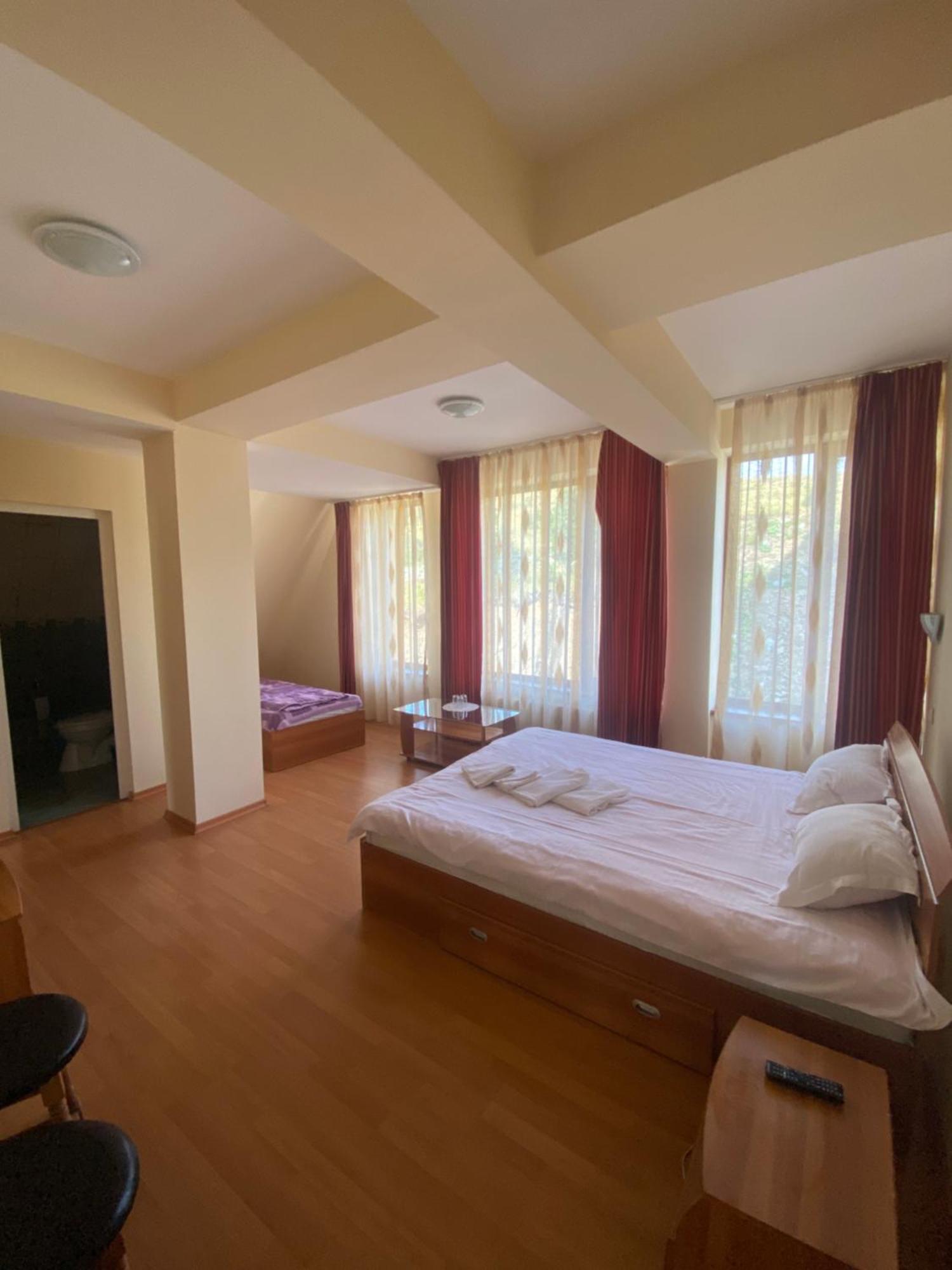 Pensiunea Zimbru Rânca Exteriér fotografie